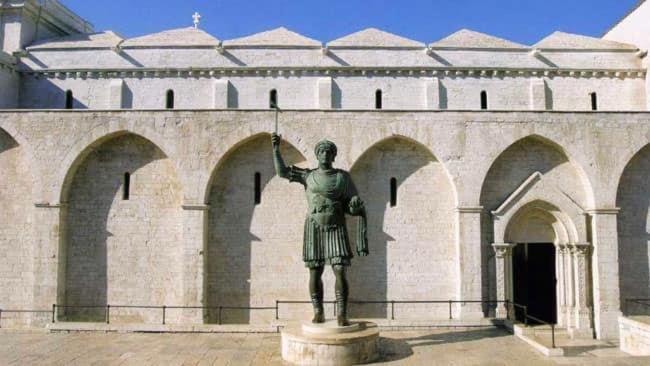 Cd Romanello Barletta Exterior photo